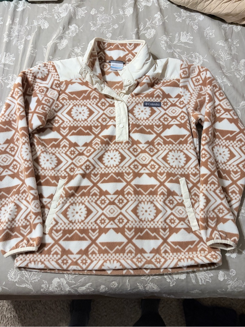 Columbia Women's Cream & Tan Geometric Fleece Pullover